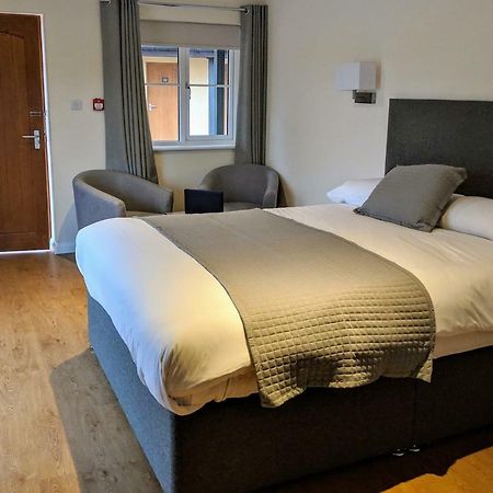 ستالهام Wayford Bridge Inn Hotel المظهر الخارجي الصورة